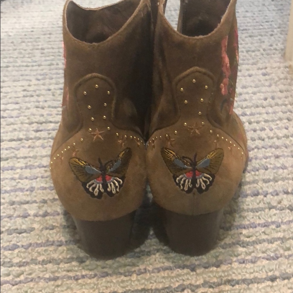 Ash embroidrer bootie - Picture 3 of 8
